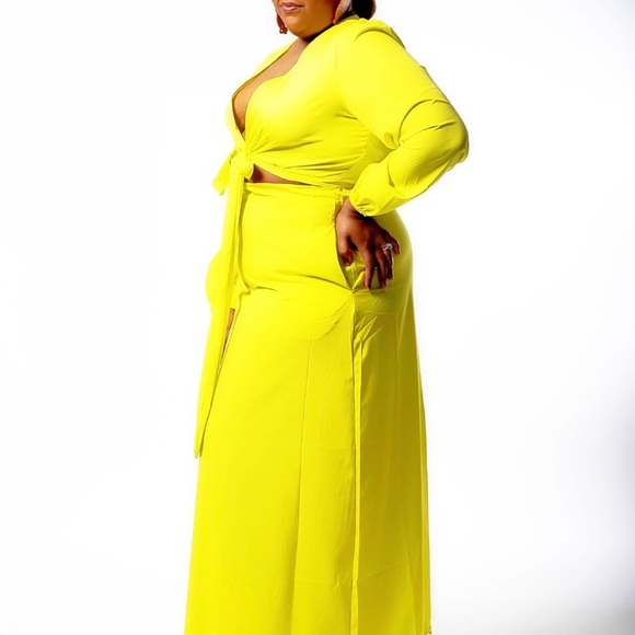 Comfy Two Piece - Picture 3 of 4